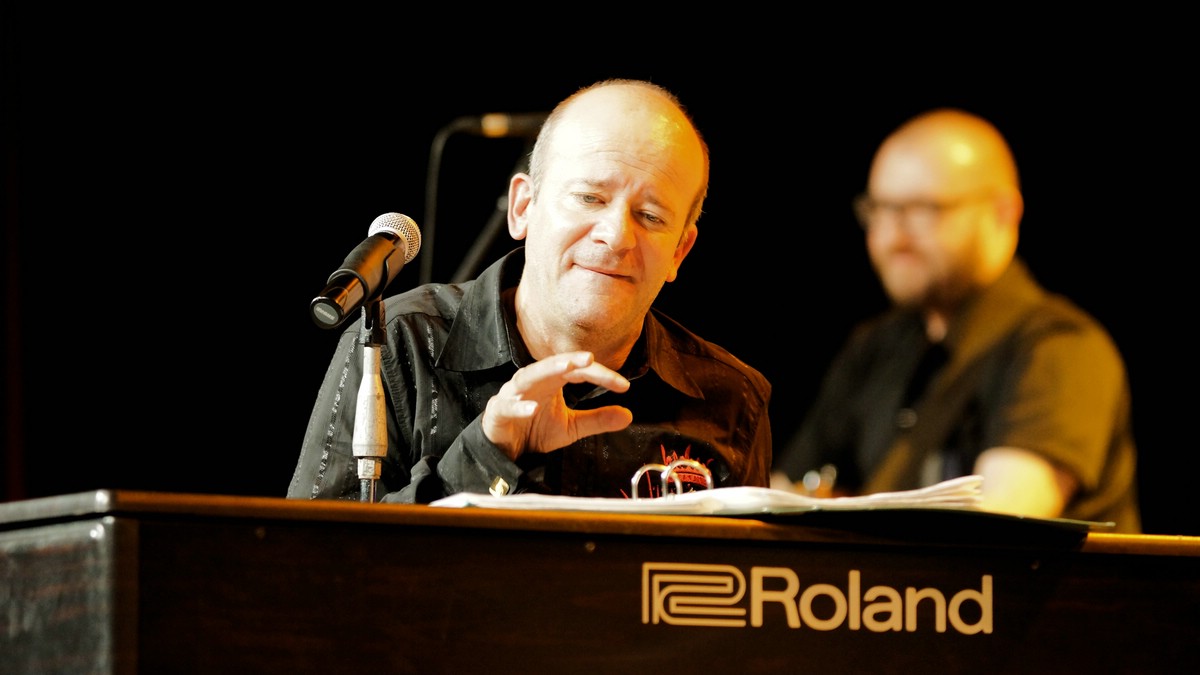 O Fotomagazin / Andy Lee Lang in der Krnberghalle Leonding - 2014